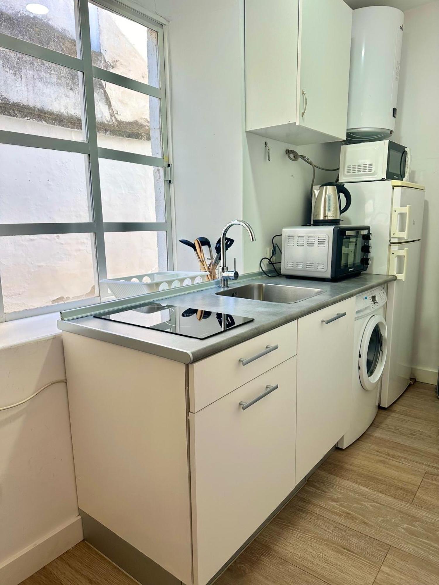 Apartamento de estilo tradicional cordobés en Plaza de la Corredera Cordova Esterno foto